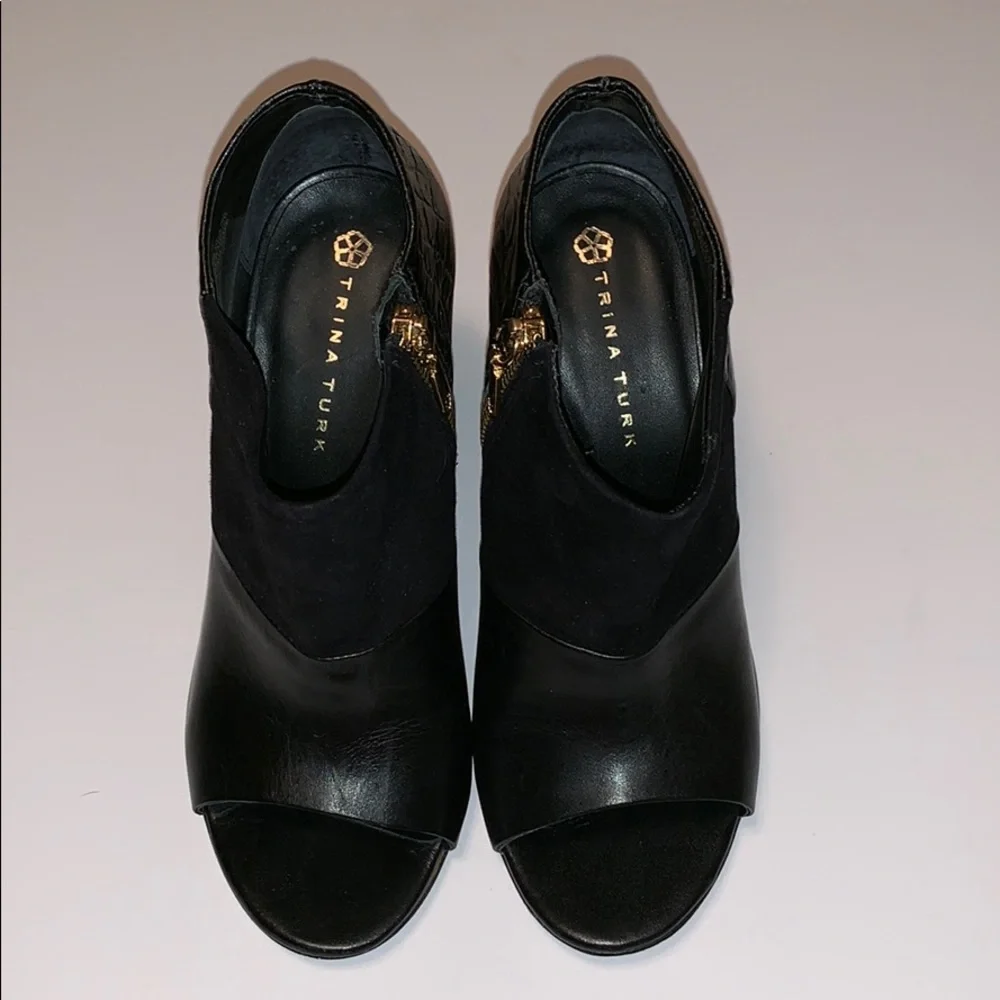 Trina Turk Los Gatos Open Toe Black Bootie - Picture 4 of 9